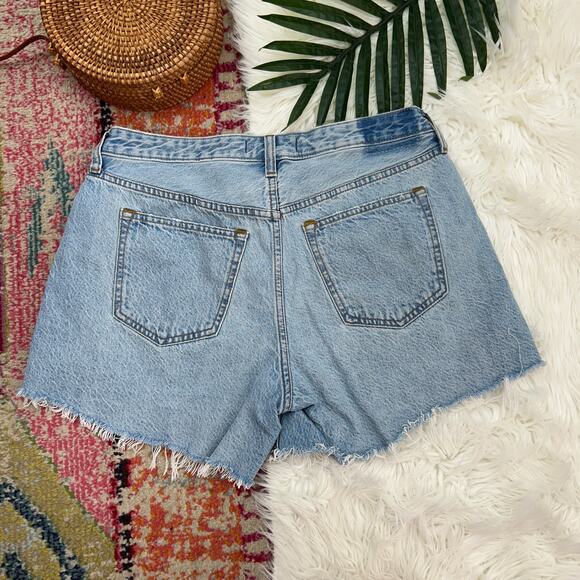 Abercrombie Blue Distressed Curve Love The Baggy Short Low Rise Jean Shorts 29/8 - Picture 2 of 6